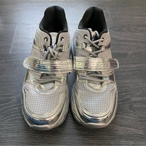 Limited Edition Zara sneakers. Size 39 US 9